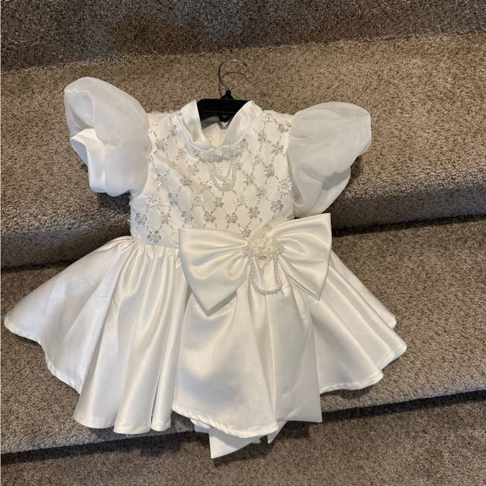 Elegant White Baby Dress with Bow